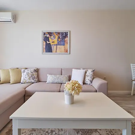 Apartamento On The Near The Sea