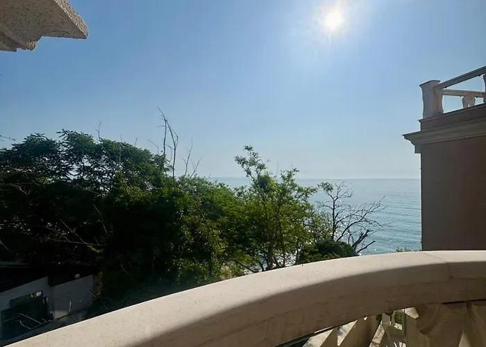 On The Near The Sea 公寓 *