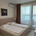 On The Near The Sea Apartamento Varna