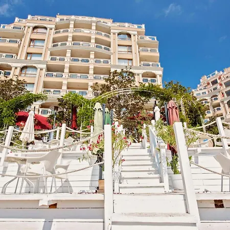 On The Near The Sea Apartamento Varna