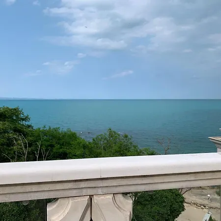 On The Near The Sea Apartamento