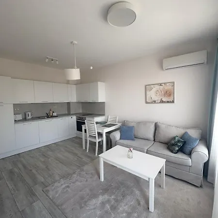 On The Near The Sea Apartament Warna
