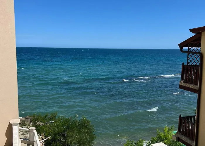 On The Near The Sea Варна